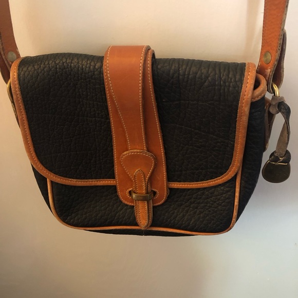 Dooney & Bourke Handbags - Vintage Dooney and Bourke leather crossbody